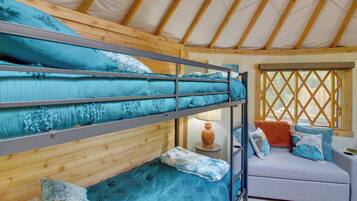 Apartment (0 Bedroom) | Interior