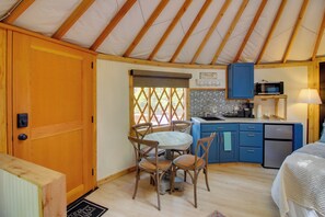 Apartment (0 Bedroom) | Bahagian dalam