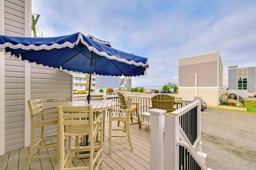 Steps to Rehoboth Bay Marina! Condo w/ Pool Access