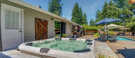 House (5 Bedrooms) | Interior