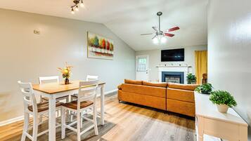 Casa (2 Bedrooms) | Interior