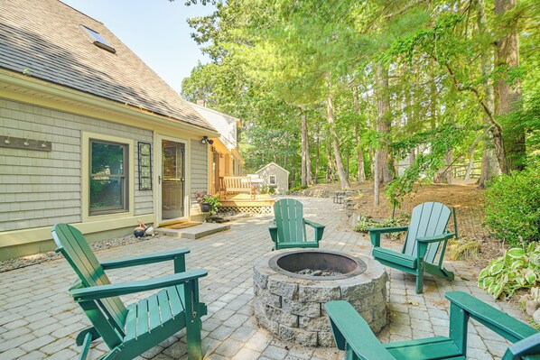 Interior - 2 Mi to Beaches: Charming Kennebunk Family Home (Kennebunk)