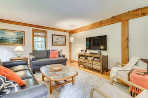 Interior - 2 Mi to Beaches: Charming Kennebunk Family Home (Kennebunk)