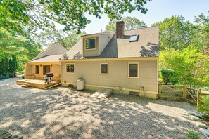 Interior - 2 Mi to Beaches: Charming Kennebunk Family Home (Kennebunk)