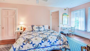 Interior - Lovely North Kingston Estate Near Newport, Beaches (Saunderstown)