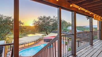 House (3 Bedrooms) | Property grounds