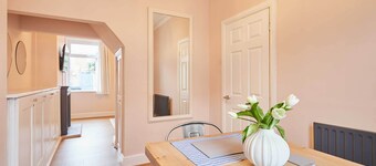 Host Stay Horner Street