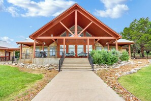 Exterior - Canyon Lake Waterfront Paradise | 7BR, Guest House & Lake Access (Canyon Lake)