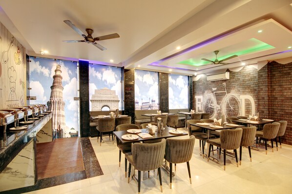 Desayuno buffet incluido todos los días