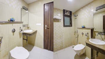 Towels, soap, shampoo, toilet paper