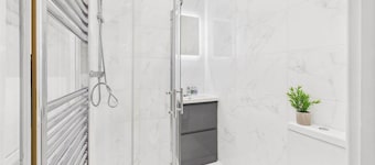 Host & Stay | Jomor House