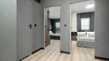 2 chambres, fer et planche à repasser, Wi-Fi, draps fournis