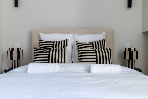 1 غرفة نوم ومكواة/لوح كي وواي فاي وملاءات أسرّة