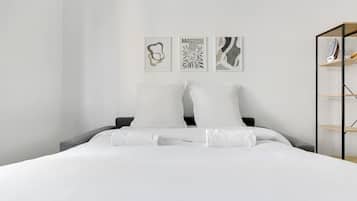 1 chambre, fer et planche à repasser, Wi-Fi, draps fournis