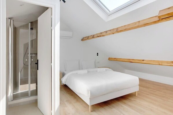 1 chambre, fer et planche Ă repasser, Wi-Fi, literie fournie