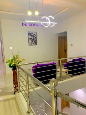 Presidential Apartment | Desk, laptop workspace, free WiFi