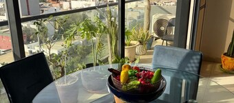 Curator’s Artistic Retreat • Balcony w Breathtaking Views of Dakar • WiFi • Safe