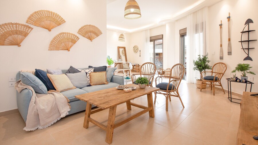 Akl - Chic Apts & Balconies in Batroun