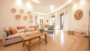 Delmare | Living room
