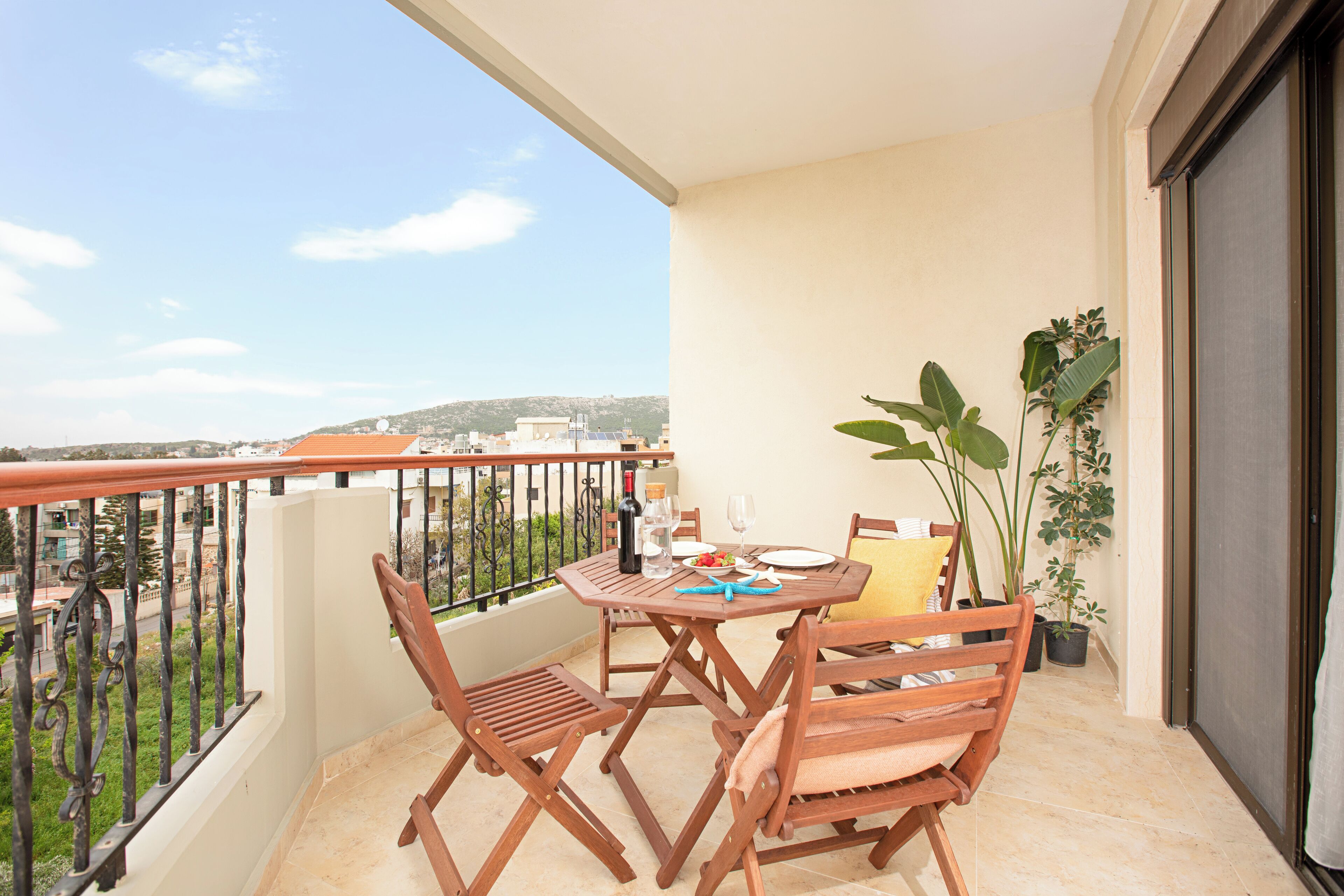 Leilighet, 2 soverom, kjøkken, fjellutsikt | Balkong