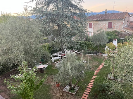 Property grounds. Lucciano Suite - Apartment with two bedrooms and bathroom