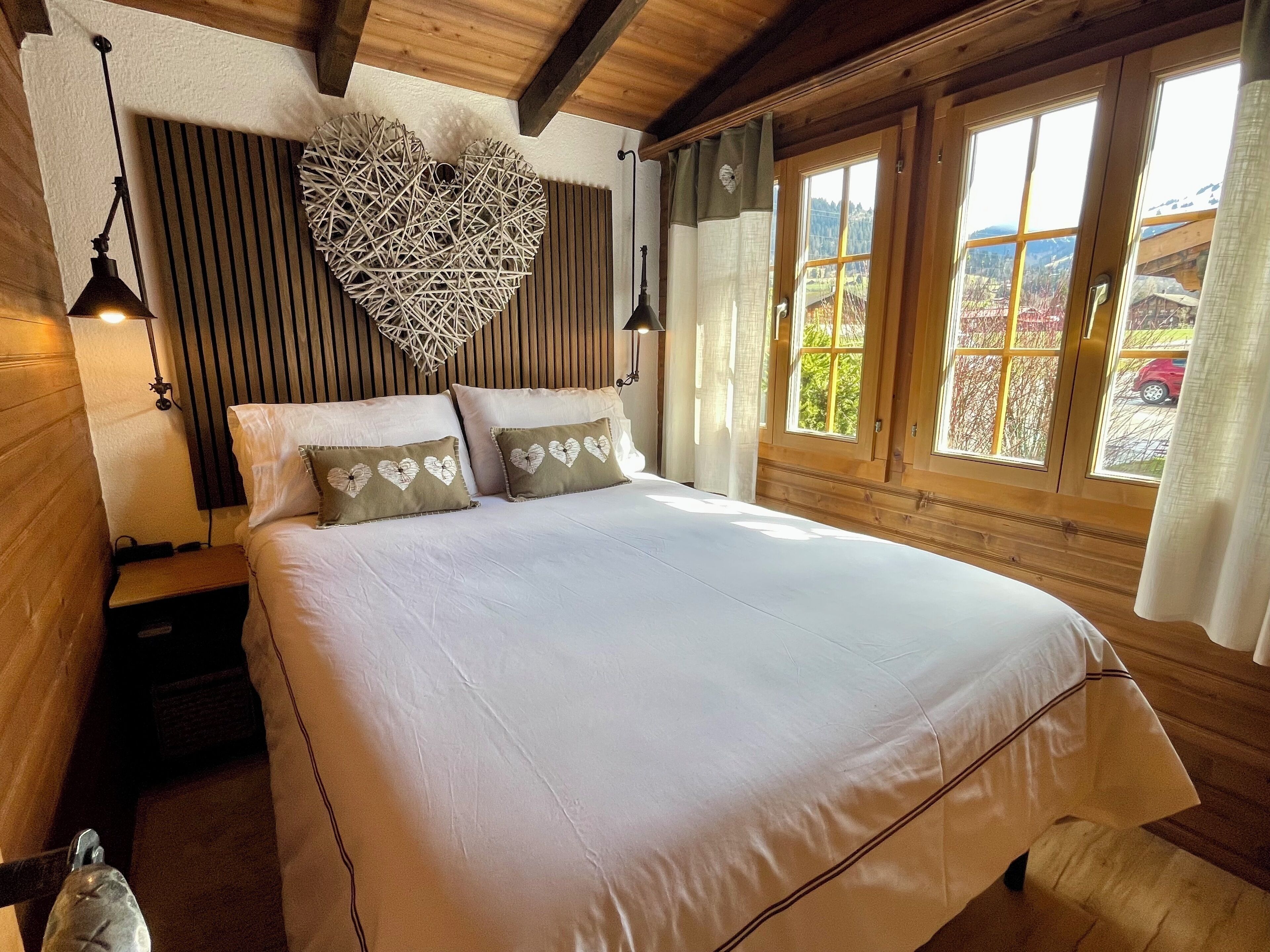 2 chambres, fer et planche à repasser, Wi-Fi gratuit, draps fournis