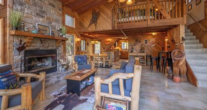 The Rustic at Hummingbird Hollow by Innsbrook Vacations!