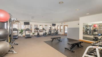 Room, 1 Bedroom | Fitness facility