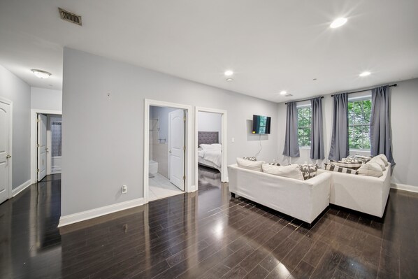 Condo, 2 Bedrooms | 2 bedrooms, laptop workspace, free WiFi