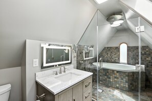 Casa, 3 habitaciones | Baño | Toallas 