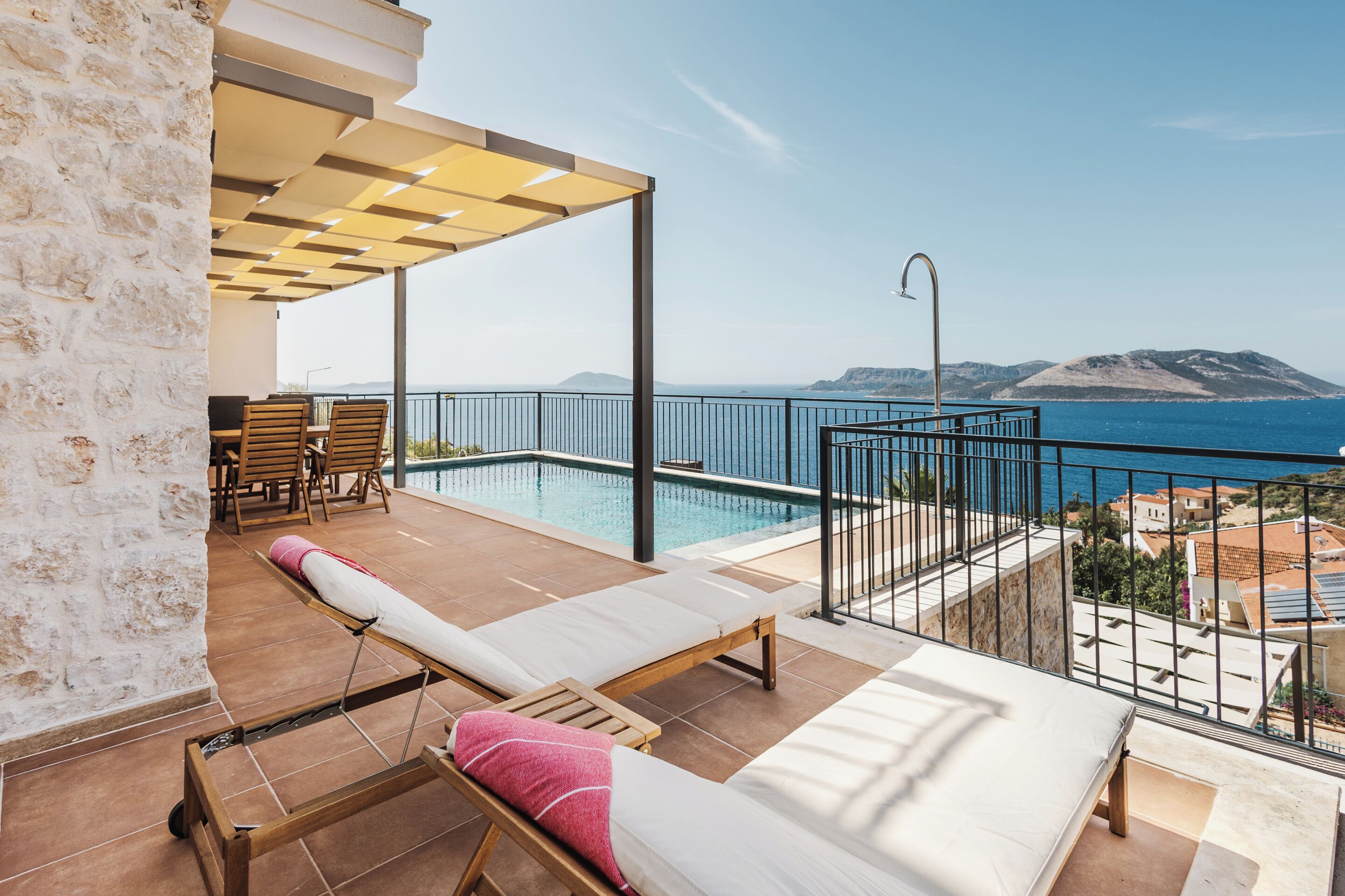 Deluxe-Villa, eigener Pool, Meerblick | Terrasse/Patio