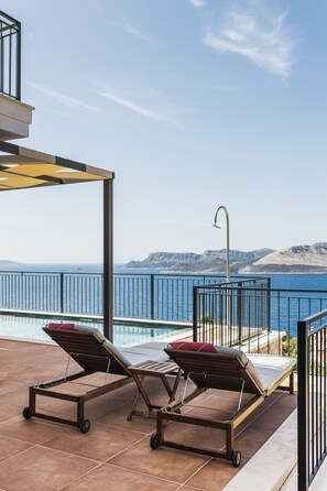 บริเวณภายนอก