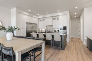 Townhome, 5 Bedrooms | Dining - The Crash Pad 5 Bedroom Townhouse (St. George)