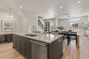 Townhome, 5 Bedrooms | Interior - The Crash Pad 5 Bedroom Townhouse (St. George)