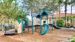 Villa, 5 Bedrooms | Children's area
