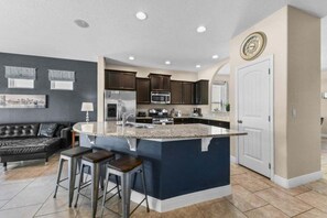 Cuisine privée | Réfrigérateur, four, cafetière/bouilloire, grille-pain