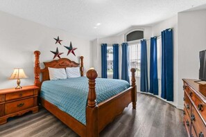 4 chambres, espace de travail pour ordinateur portable