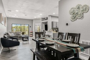 Huvila, 4 makuuhuonetta | Ruokailu