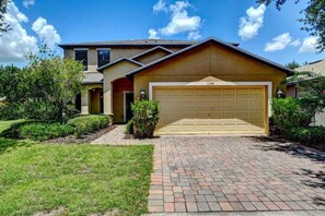 Villa, 6 Bedrooms | Exterior