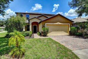 فيلا - ٦ غرف نوم | المنشأة من الخارج