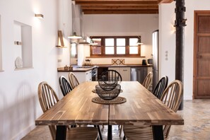 Dining - Mallorcan finca in the heart of nature with pool (Illes Balears)