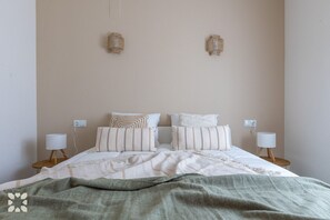 3 habitaciones, tabla de planchar con plancha y wifi gratis 