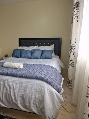 1 bedroom, iron/ironing board, WiFi, bed sheets - Double K Loft 1-bedroom apartment in Nairobi (Nairobi)