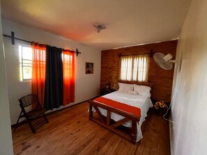 6 bedrooms, WiFi, bed sheets