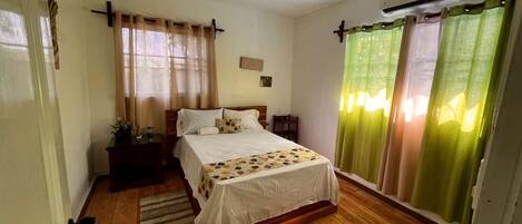 6 Schlafzimmer, WLAN, Bettwäsche