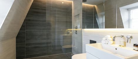 Departamento Deluxe, 3 habitaciones, balcón | Baño