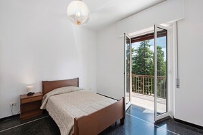 2 dormitorios, tabla de planchar con plancha, wifi y ropa de cama