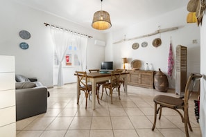 Dining - Sardinia - Calasetta Town (Calasetta)