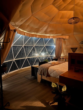 Deluxe Double Room, Mountain View. Epífita Glamping Monteverde
