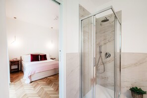 Condo | Bathroom - Heritage (Como)